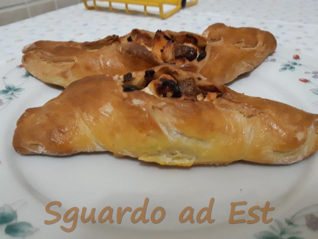 Rasstegai russi al salmone