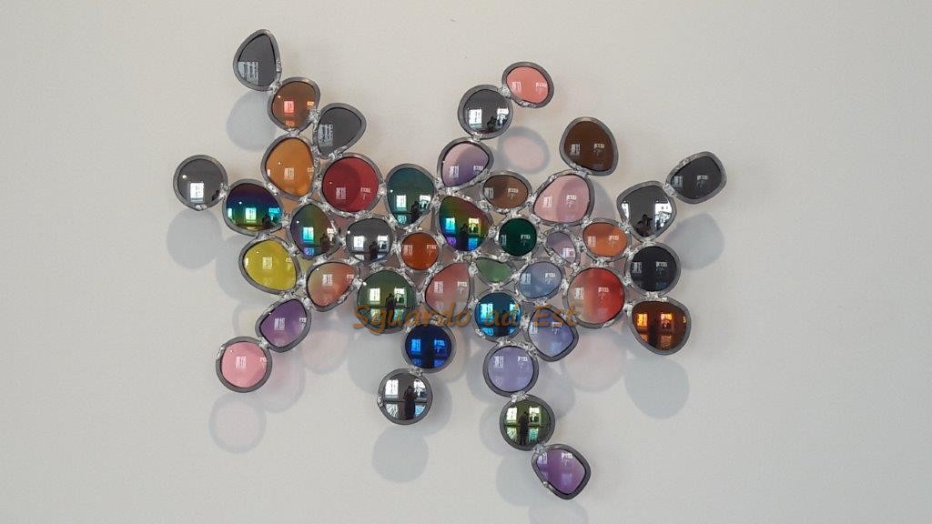 colori psichedelici di Jim Lambie